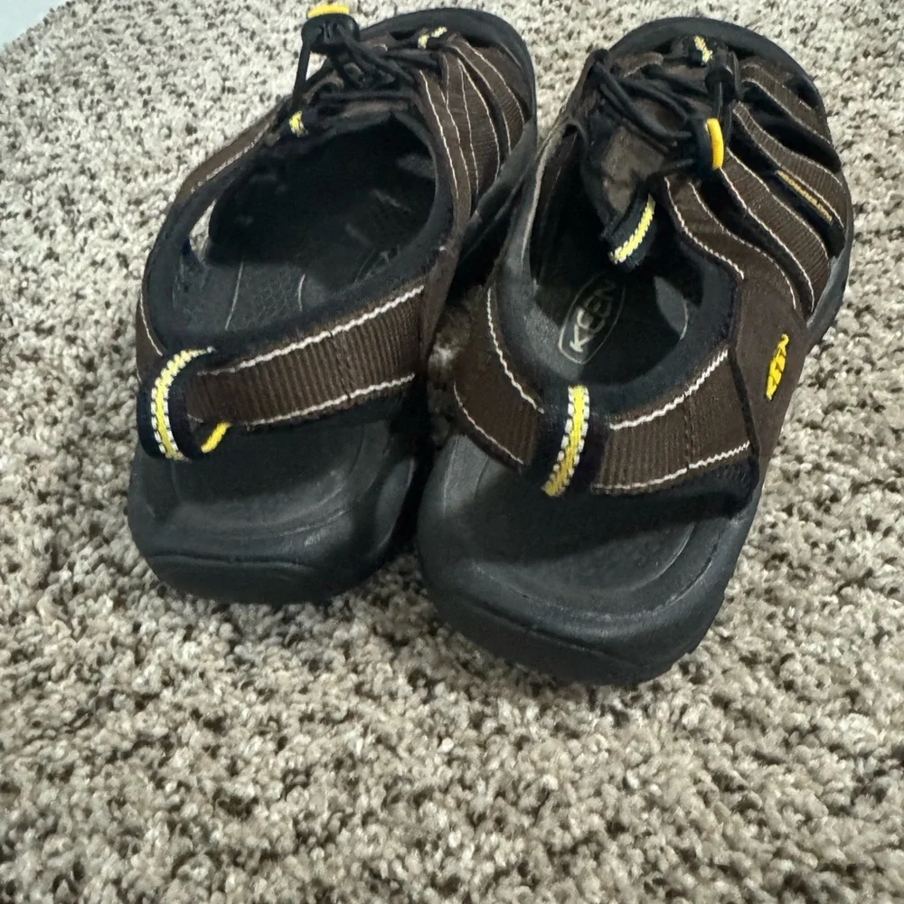 Keen Men's Newport H2 Sandal outdoor heavy duty sandals 10.5